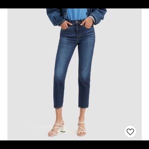 NWT Levis high Rise Cropped Straight Jeans